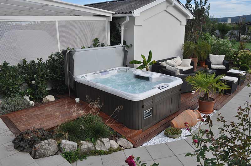 how-to plan for a hot tub in Wichita Falls