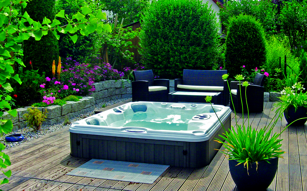 Steps To Create The Perfect Outdoor Hot Tub Installation